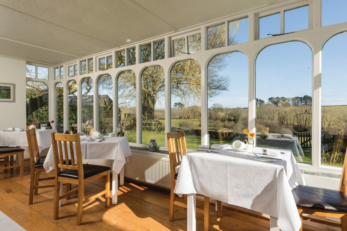 Trenderway - fabulous conservatory for group dining